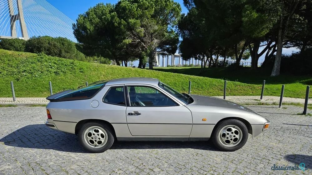 1987' Porsche 924 photo #3