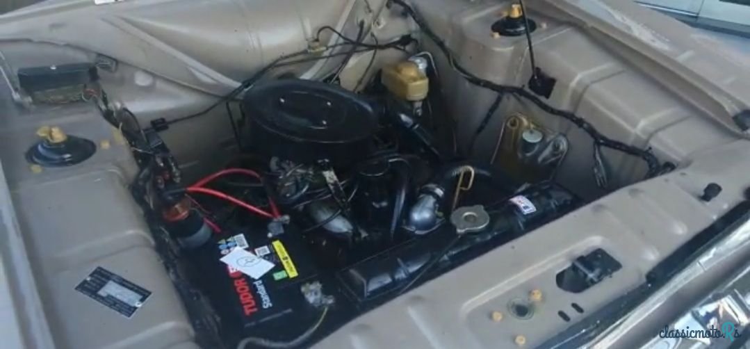 1969' Ford Cortina photo #2