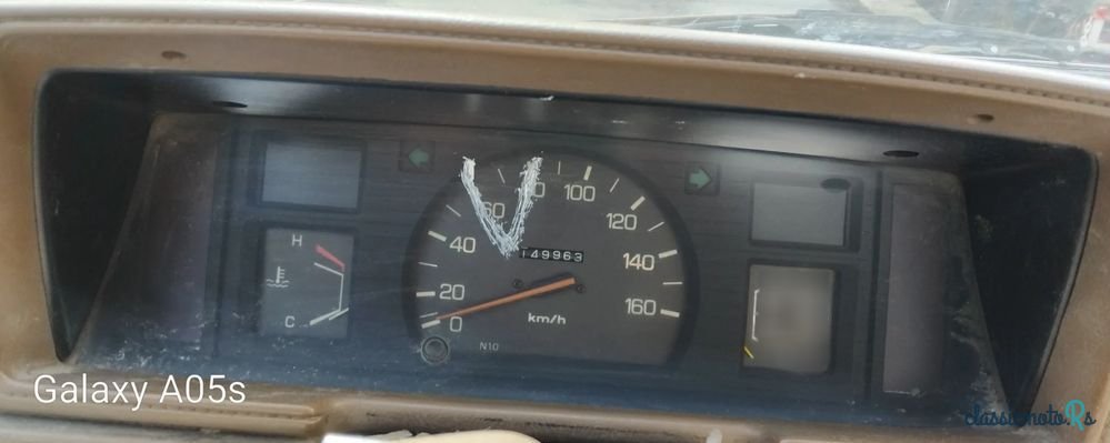 1989' Toyota Hilux photo #6