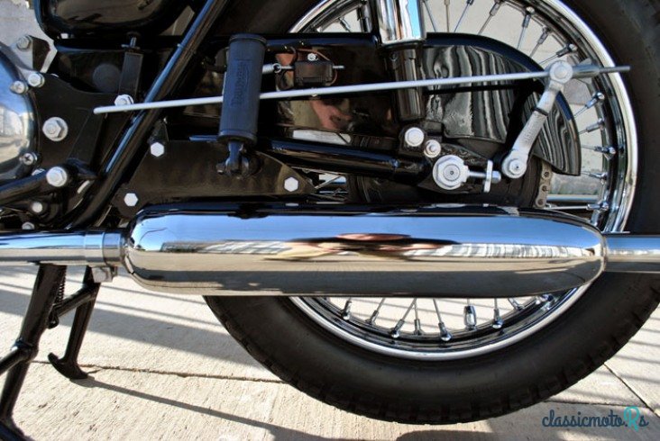 1964' Triumph Bonneville photo #5