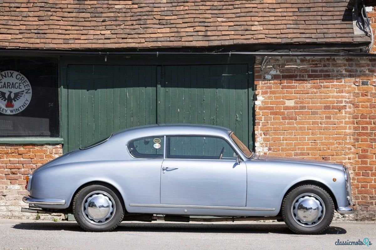 1955' Lancia Aurelia photo #2