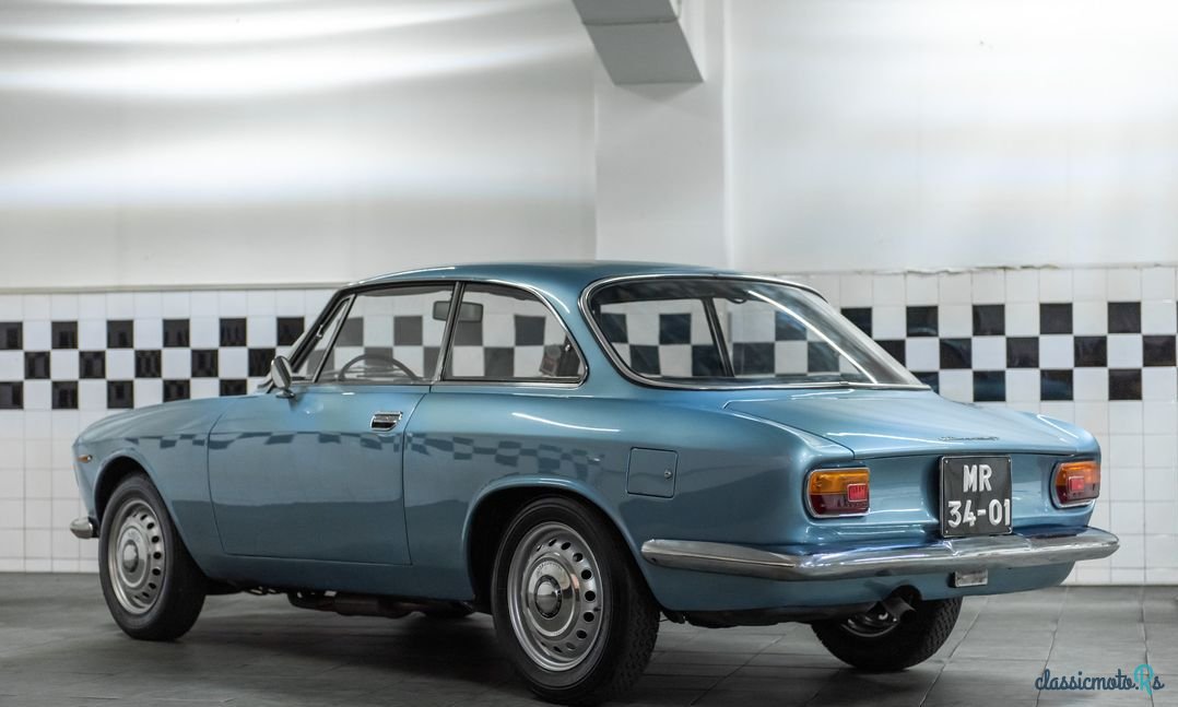 1964' Alfa Romeo Giulia photo #6