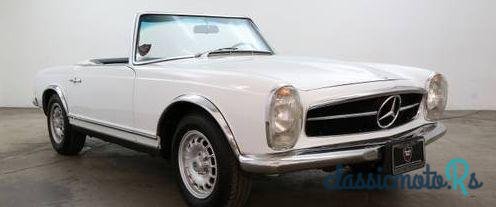 1968' Mercedes-Benz 280 photo #2