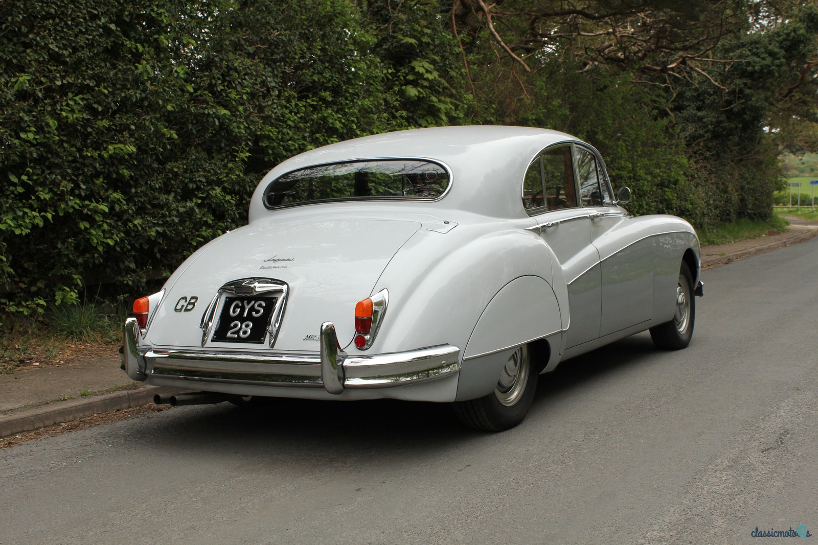 1960' Jaguar Mk9 photo #6