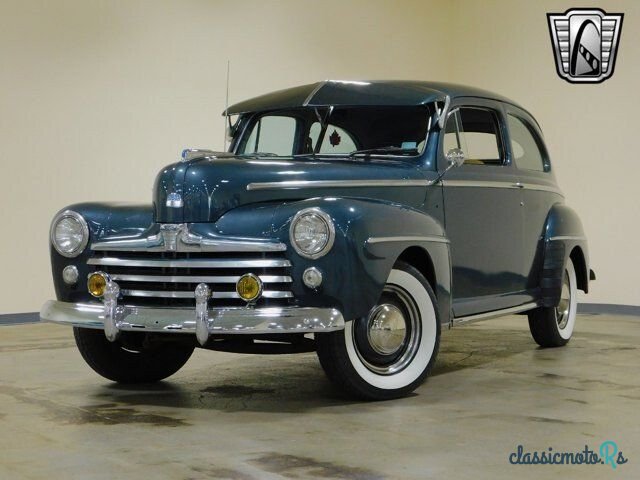 1947' Ford Super Deluxe photo #2