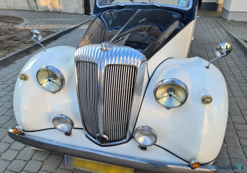 1951' Daimler DB 18 photo #3