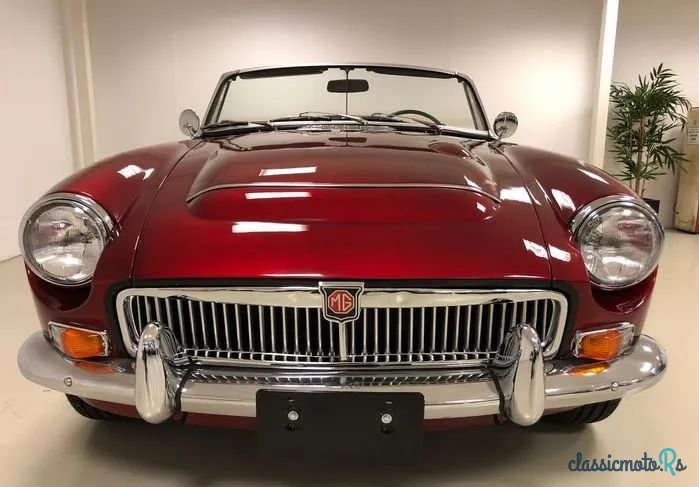 1969' MG MGC photo #4