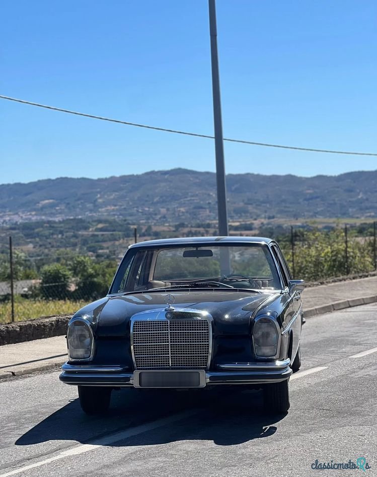1968' Mercedes-Benz 280 photo #2