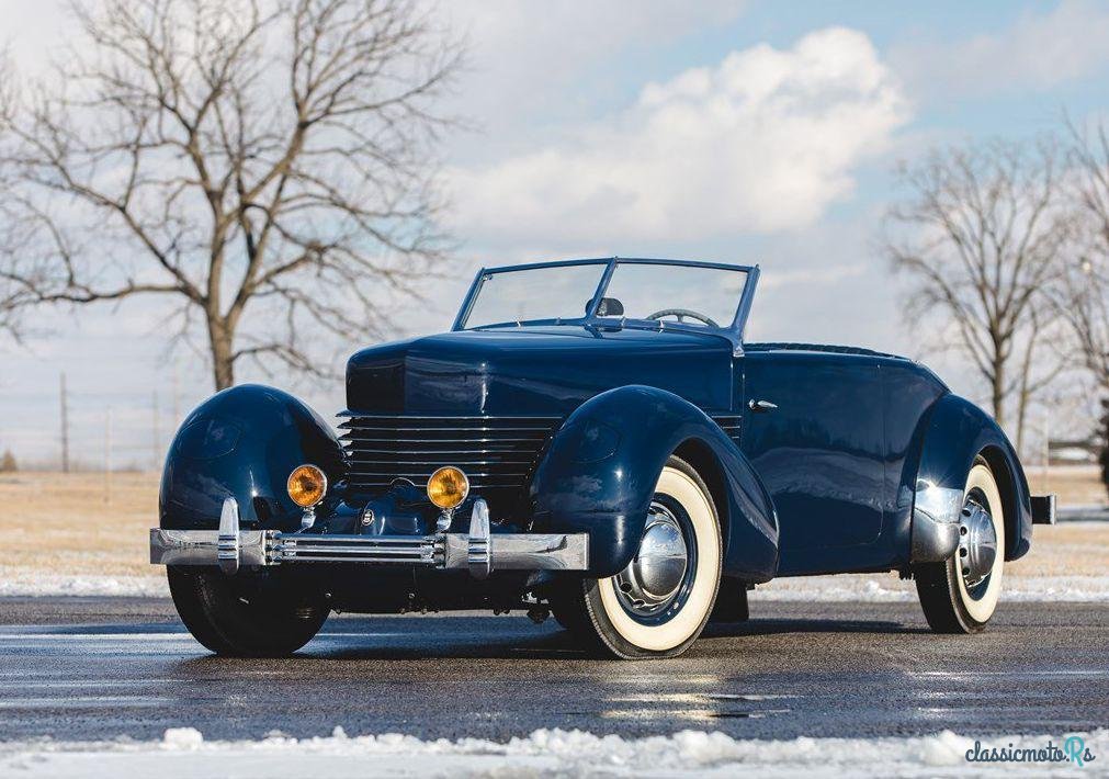 1937' Cord 812 Phaeton photo #2