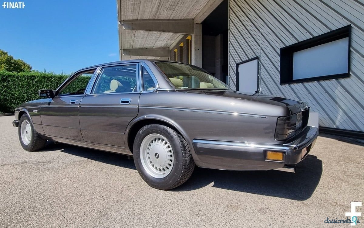 1988' Jaguar Sovereign photo #3