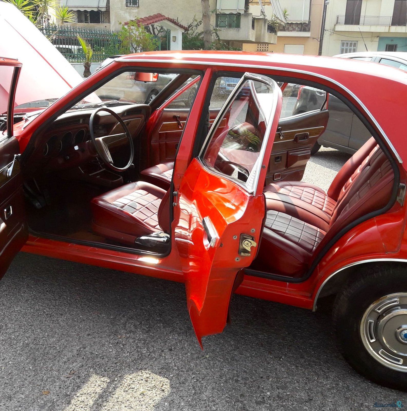 1971' Ford Cortina photo #4