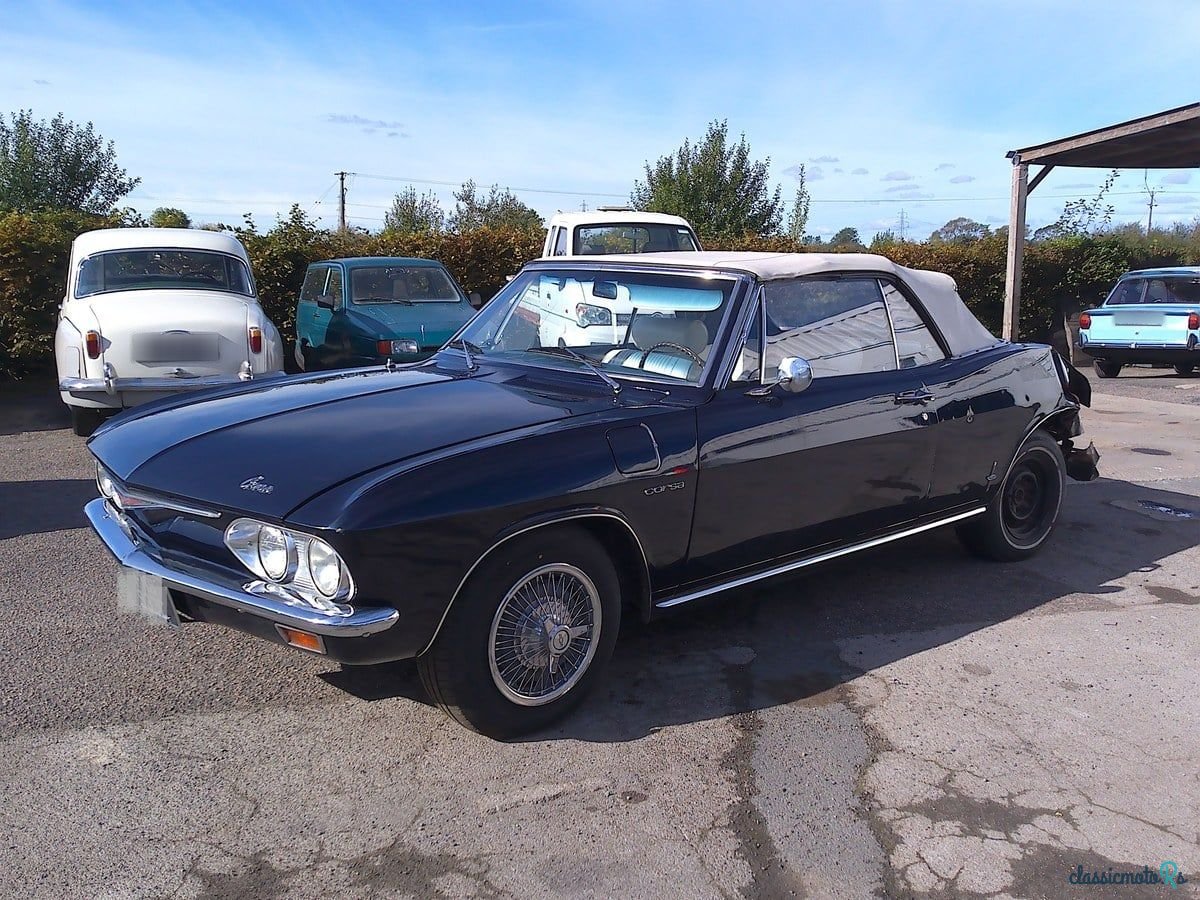 1965' Chevrolet Corvair photo #1