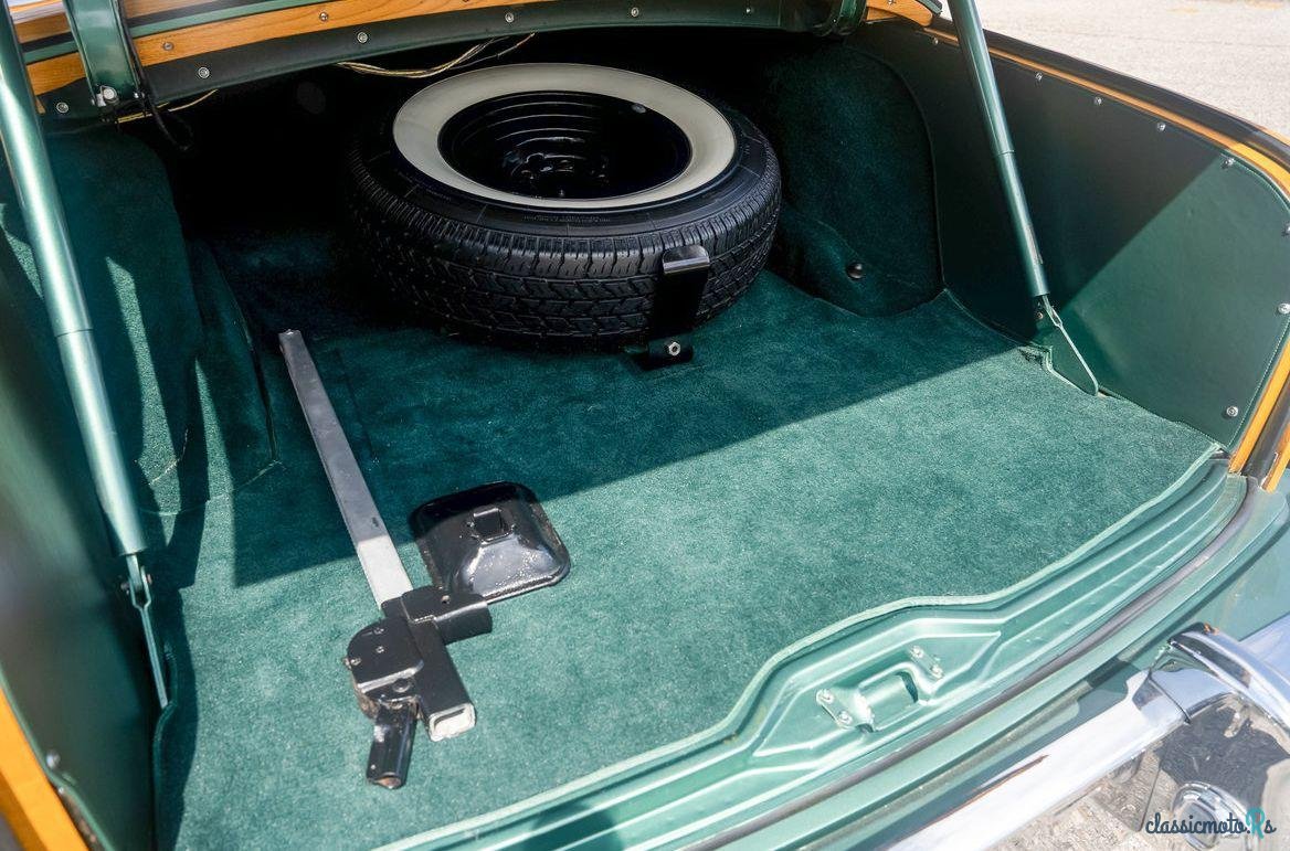 1950' Chrysler Town & Country photo #1