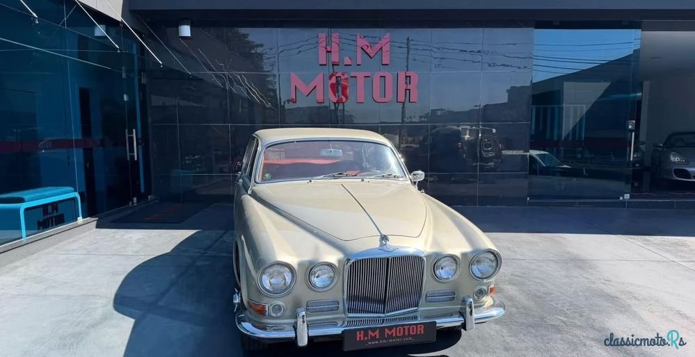 1968' Jaguar Mk I photo #1
