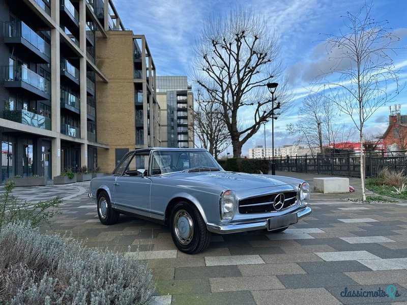 1969' Mercedes-Benz 280 Sl Pagoda photo #2