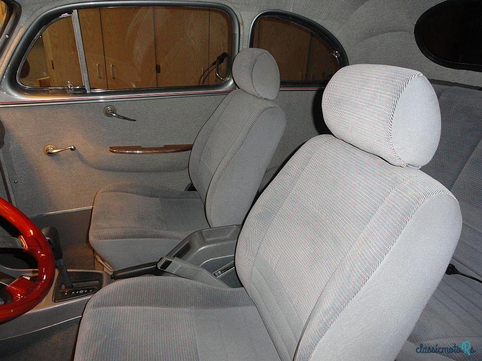 1948' Ford Deluxe photo #3