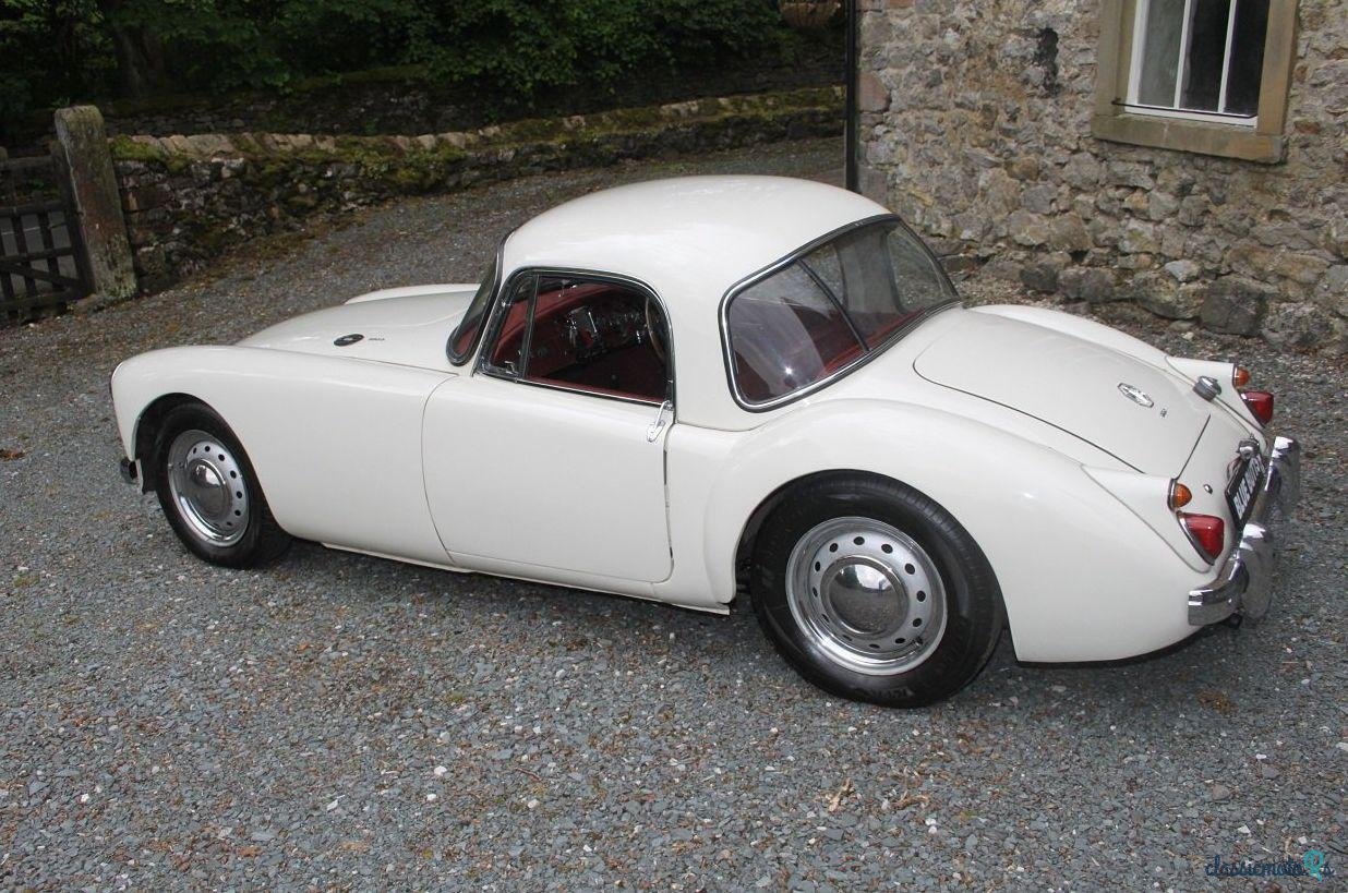 1959' MG MGA Fhc photo #2