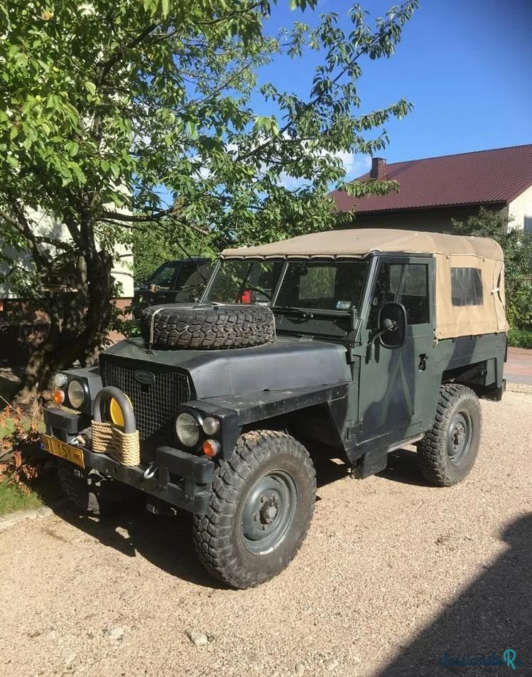 1974' Land Rover Defender photo #1