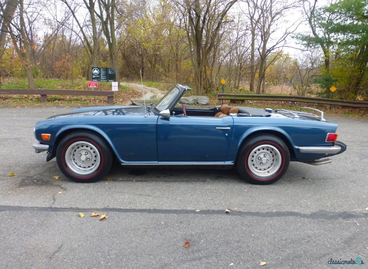 1975' Triumph TR6 photo #4