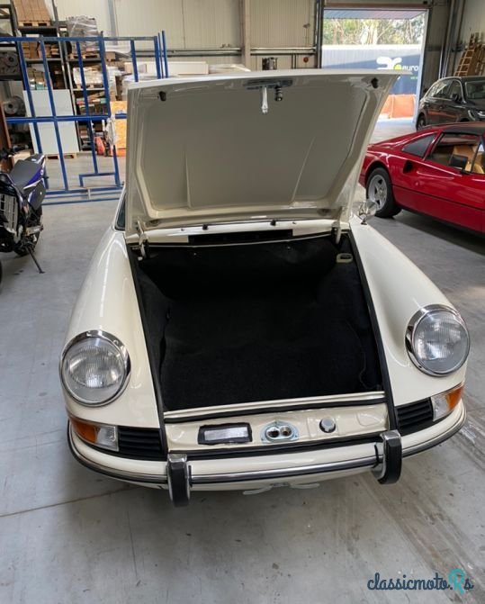 1969' Porsche 911 photo #2