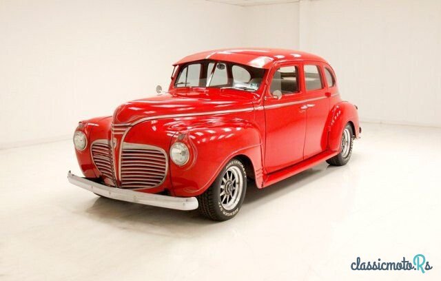 1941' Plymouth photo #1