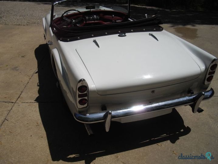 1965' Daimler Sp250 photo #2