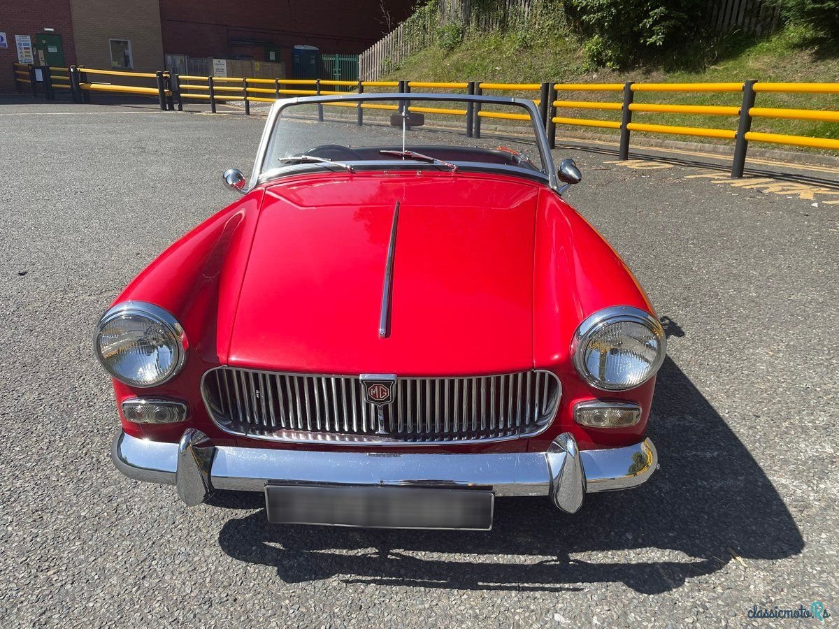 1966' MG Midget photo #5