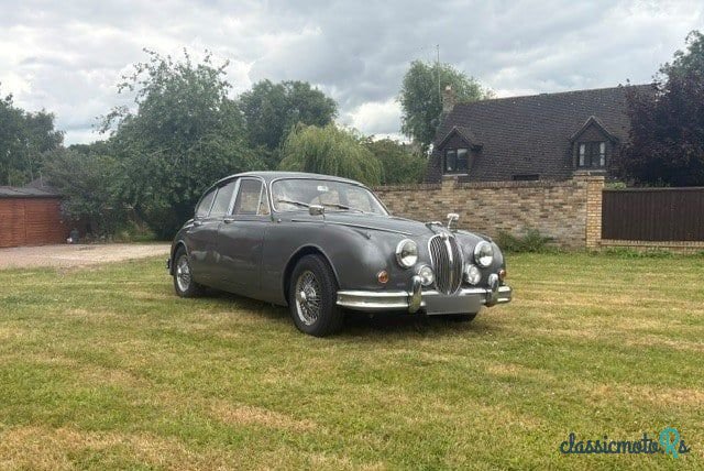 1965' Jaguar 420 photo #5