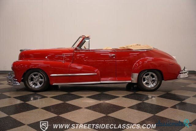 1948' Pontiac Streamliner photo #2