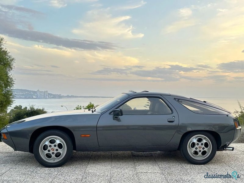 1979' Porsche 928 photo #3