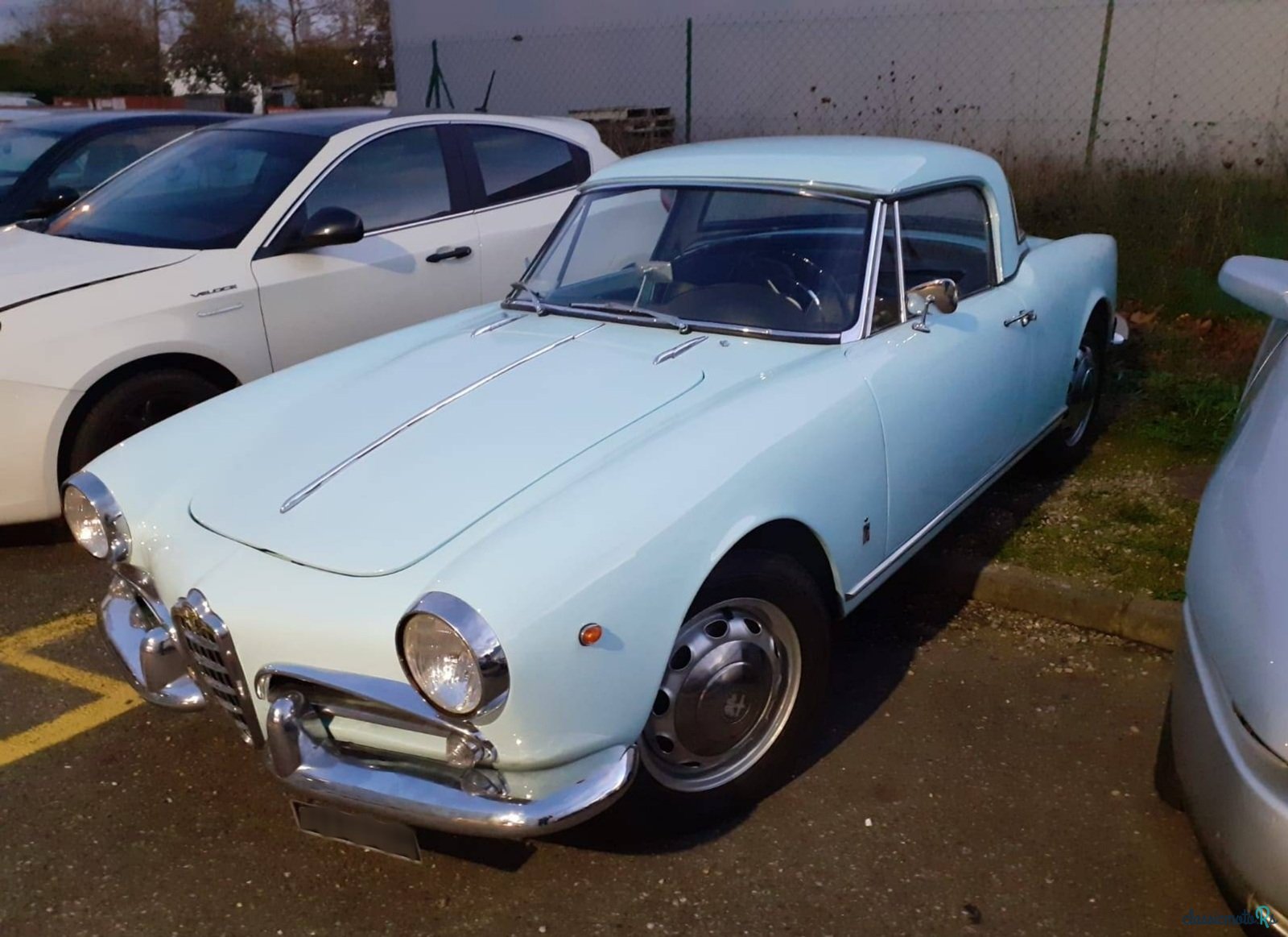1961' Alfa Romeo Giulietta Spider Veloce photo #1