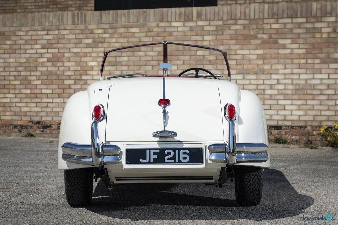 1956' Jaguar Xk140 photo #2