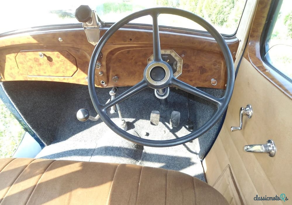 1935' Renault photo #3