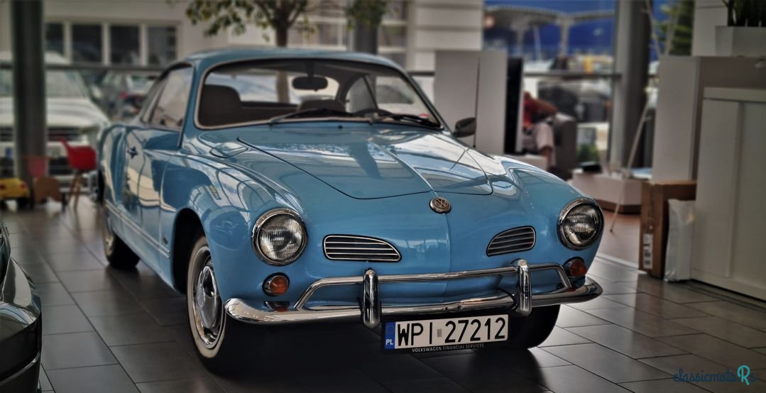 1969' Volkswagen Karmann Ghia photo #2