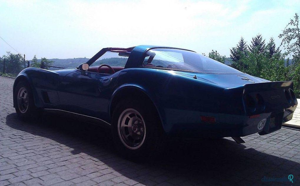 1980' Chevrolet Corvette photo #3