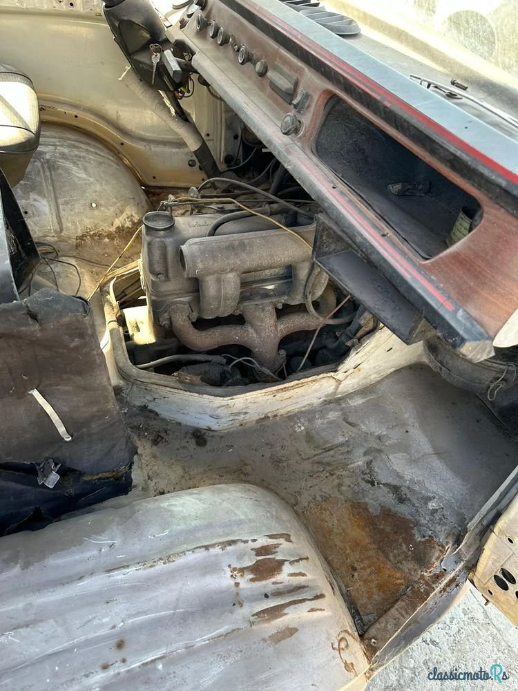 1975' Mercedes-Benz 306D Camper photo #5