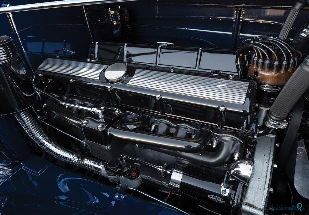 1933' Cadillac Fleetwood V-16 photo #1