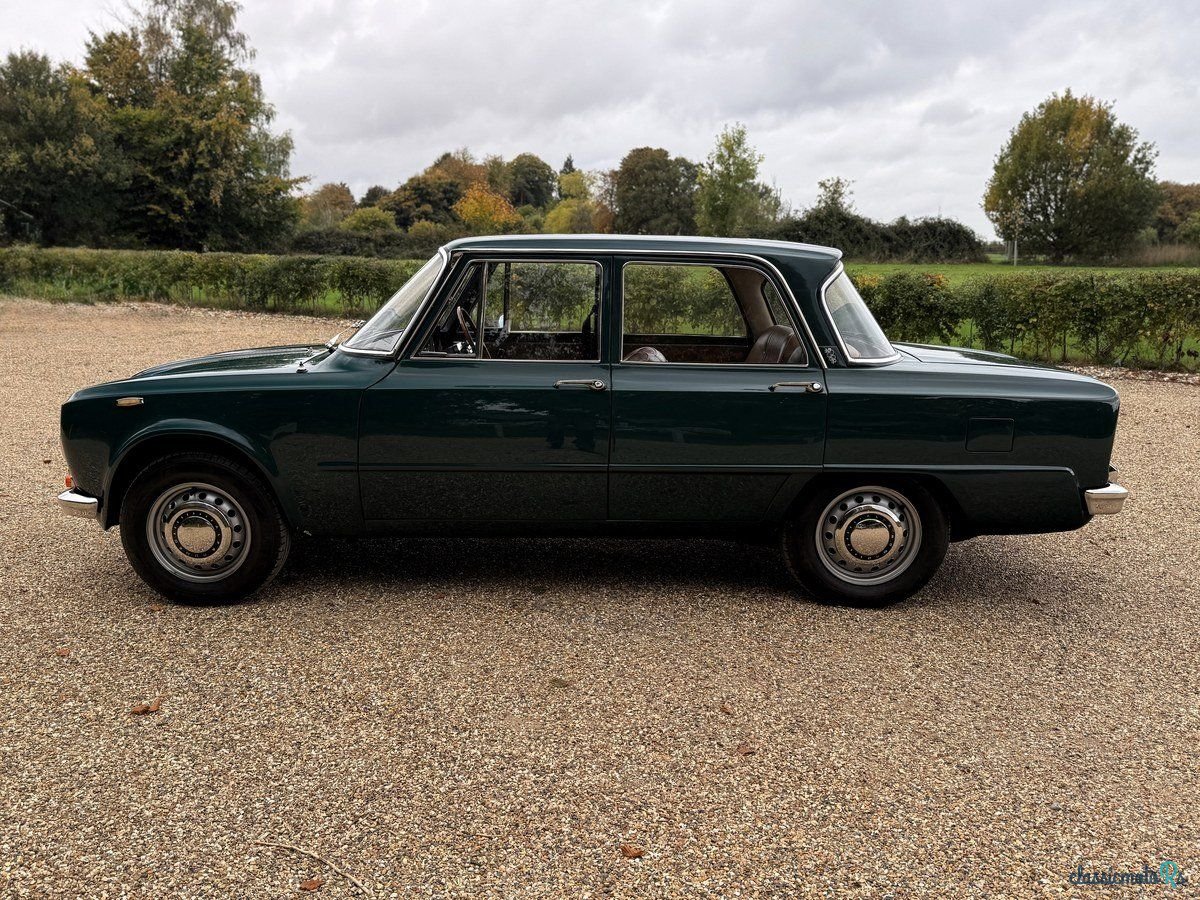 1969' Alfa Romeo Giulia photo #4