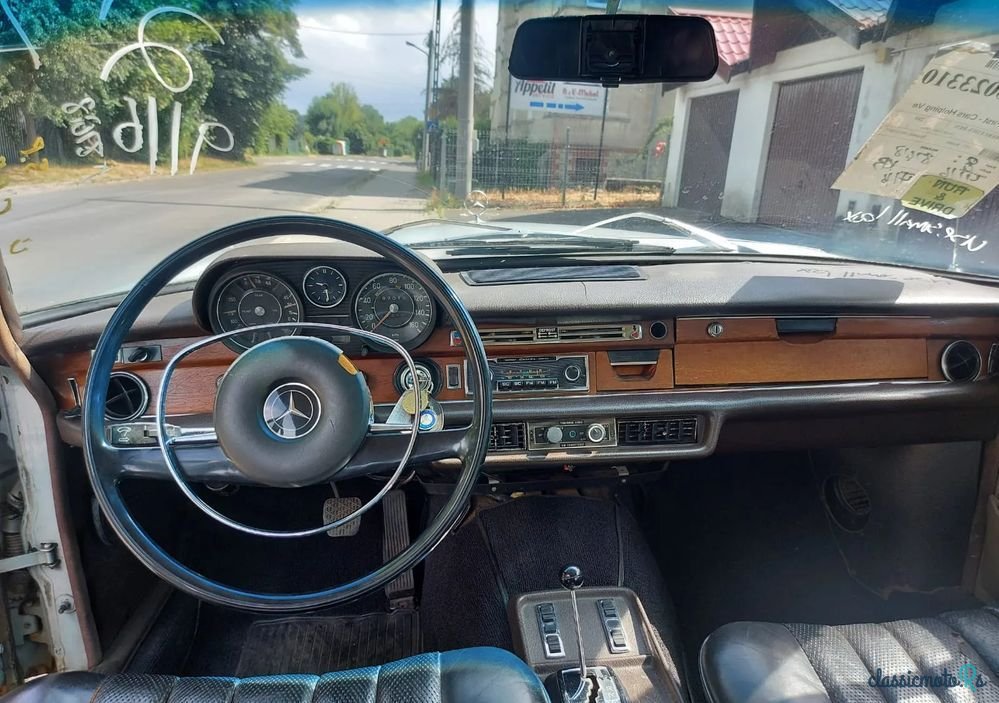 1968' Mercedes-Benz 280 photo #6