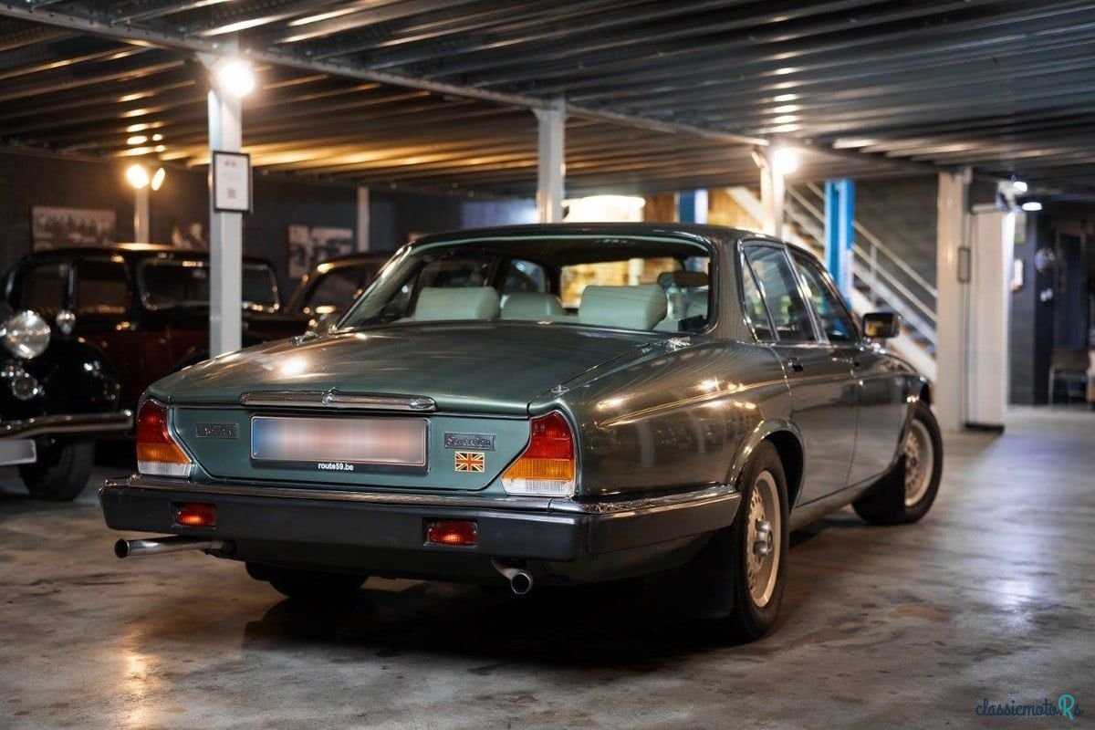 1985' Jaguar XJ photo #3