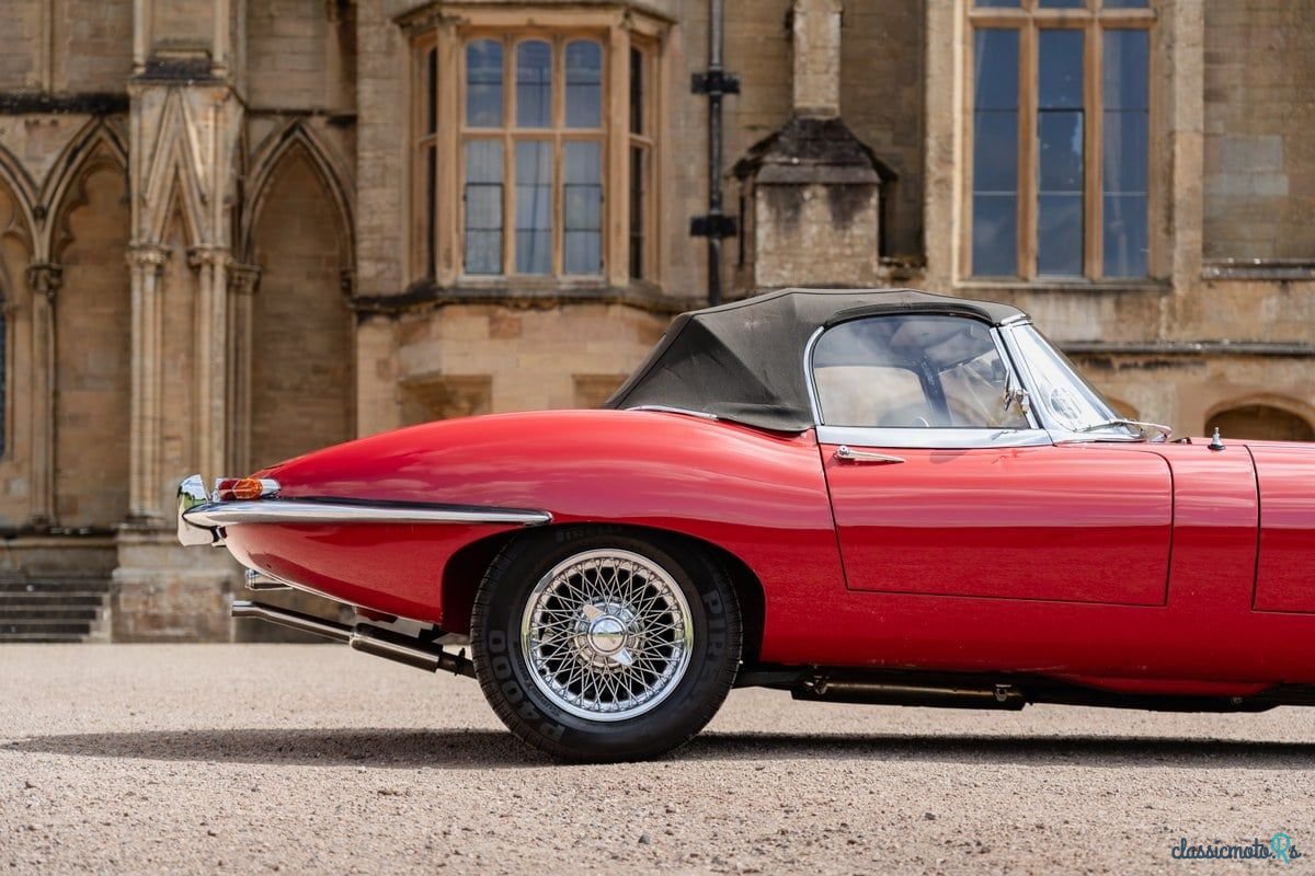 1967' Jaguar E-Type photo #5