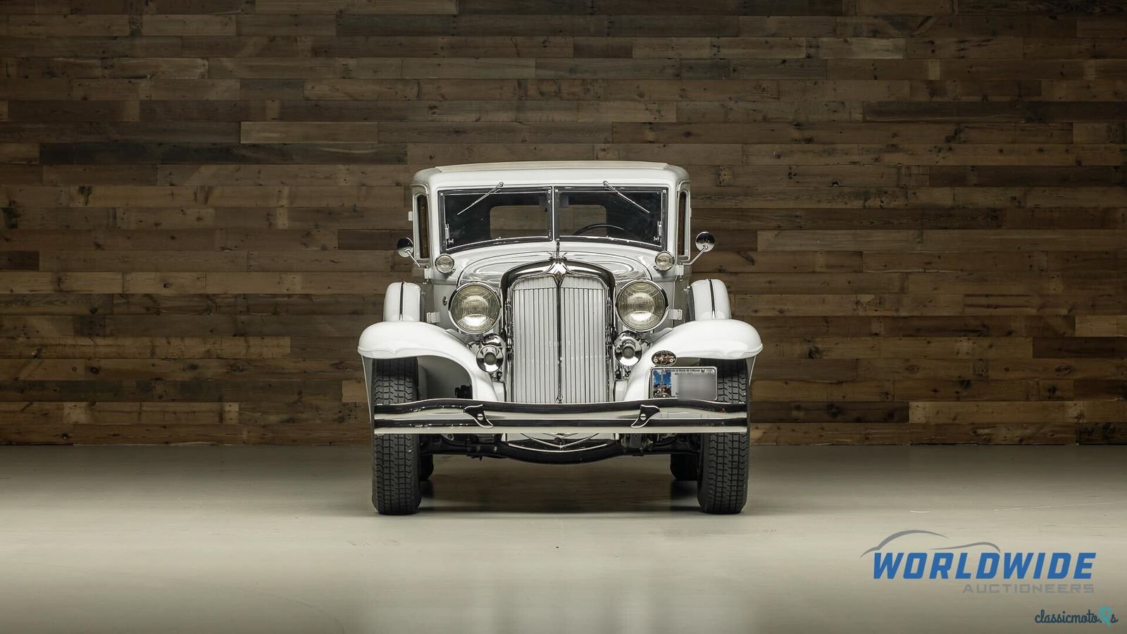 1932' Chrysler Imperial photo #3