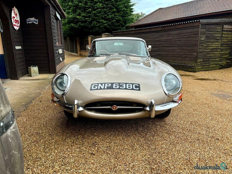 1965' Jaguar E-Type photo #2