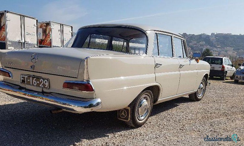 1965' Mercedes-Benz 190 C photo #3