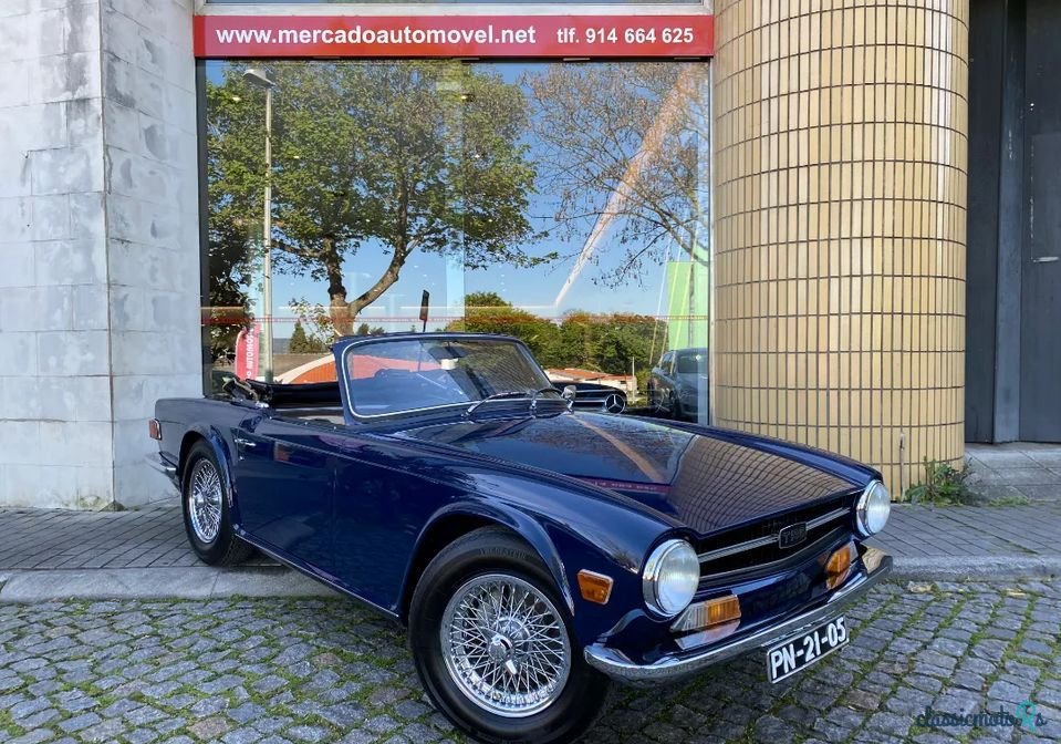 1969' Triumph TR6 photo #5