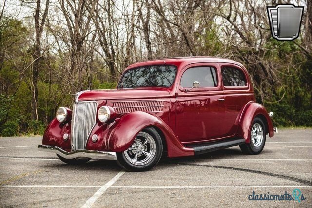 1936' Ford Deluxe photo #2