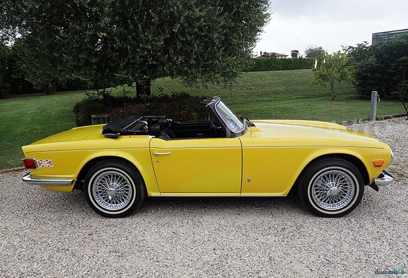 1974' Triumph TR6 photo #5