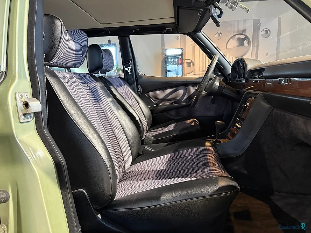 1979' Mercedes-Benz 280 photo #5