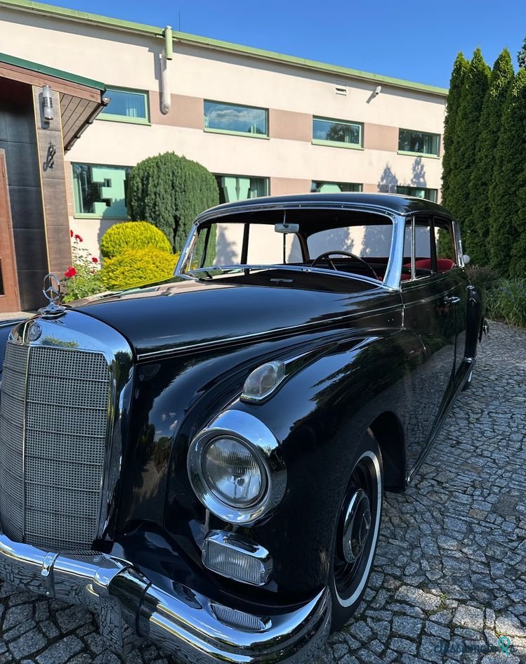1958' Mercedes-Benz 300D Adenauer photo #4