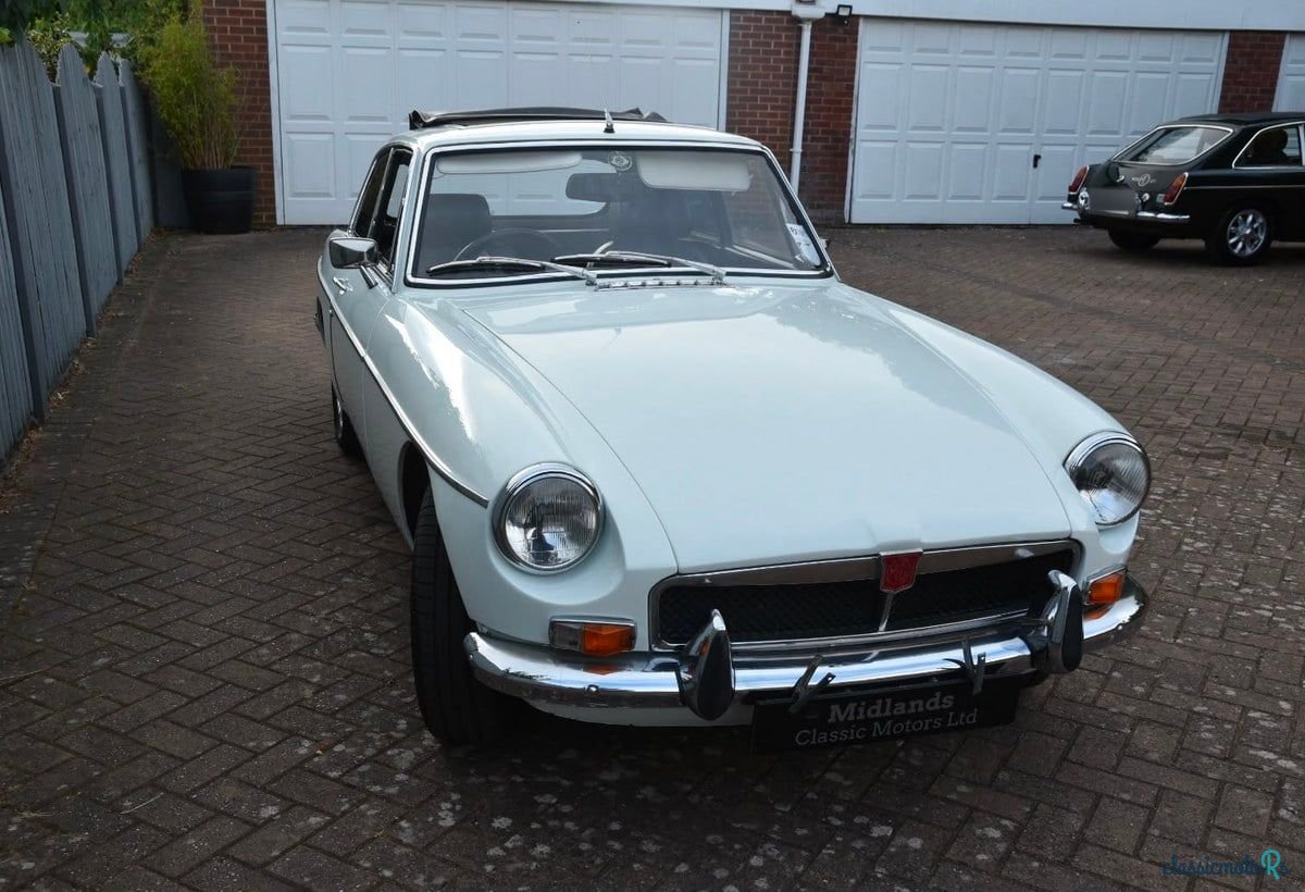 1973' MG MGB photo #1
